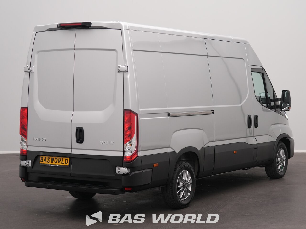 Other : Iveco Daily 35S21 закрыто