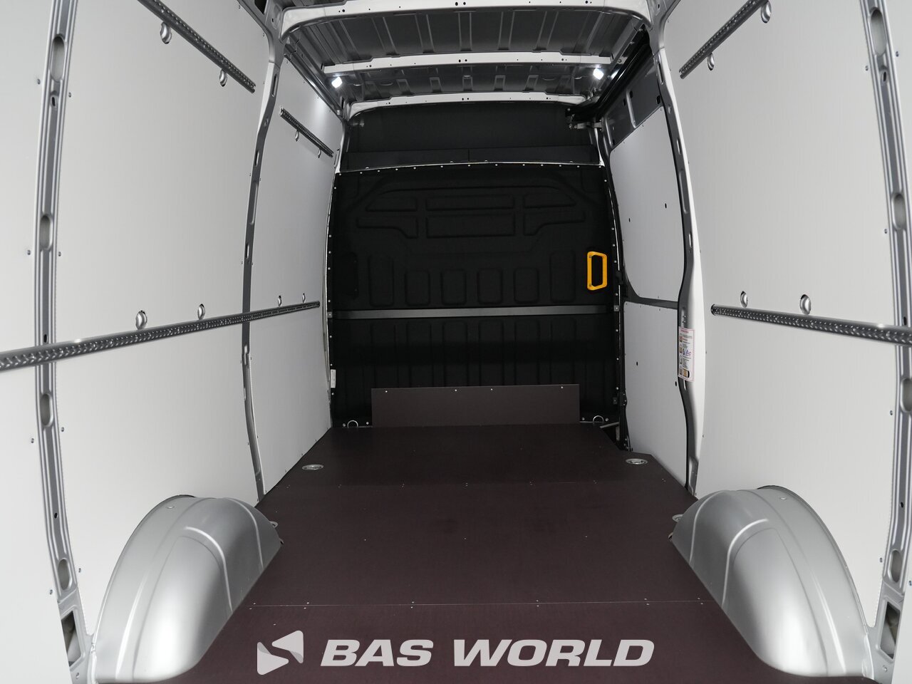 Other : Iveco Daily 35S21 закрыто