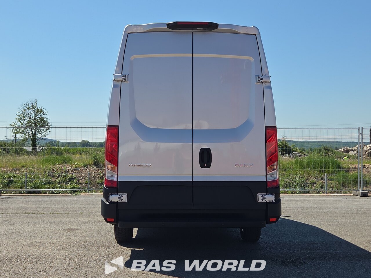 Other : Iveco Daily 35S21 закрыто