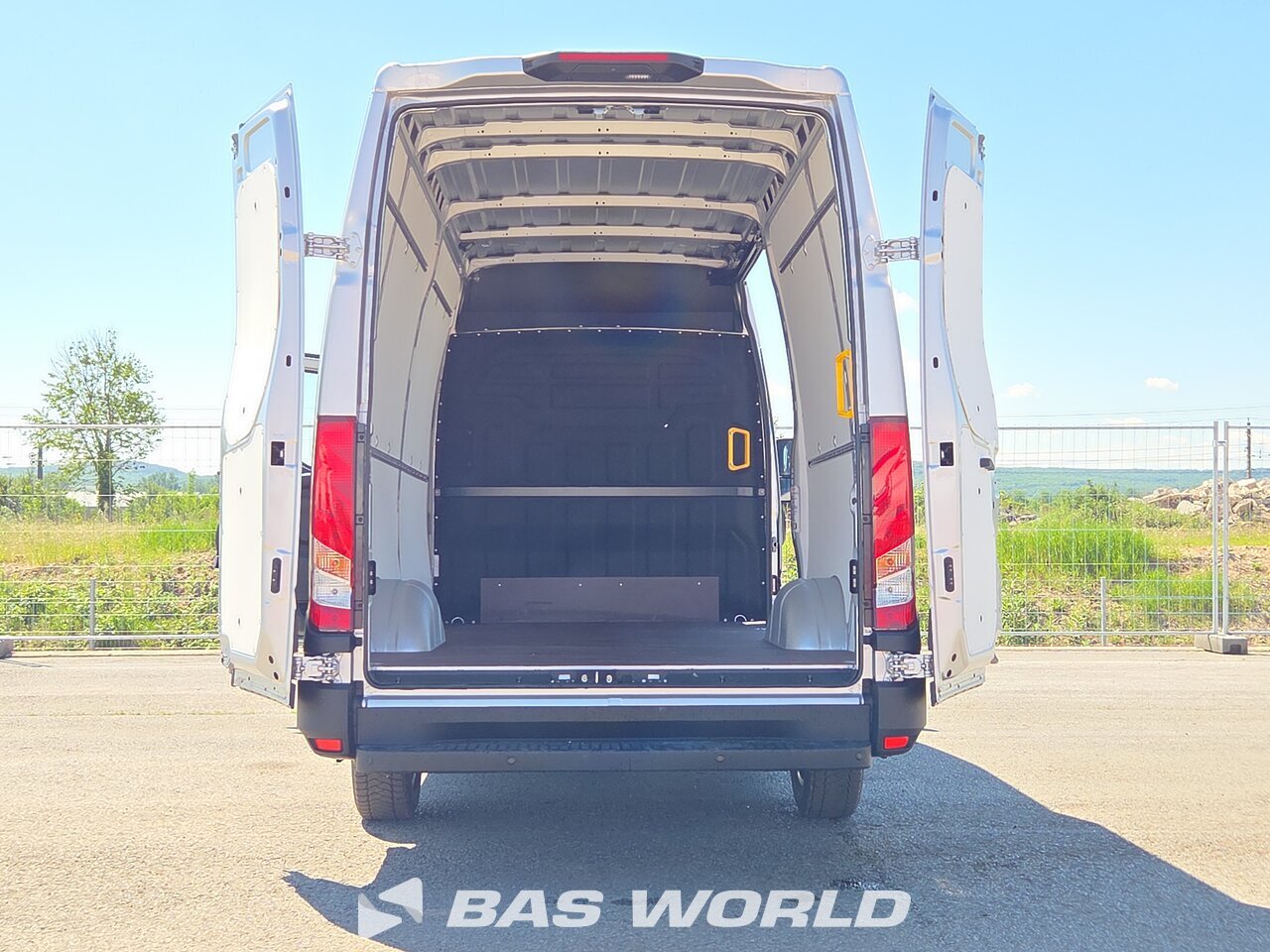 Other : Iveco Daily 35S21 закрыто