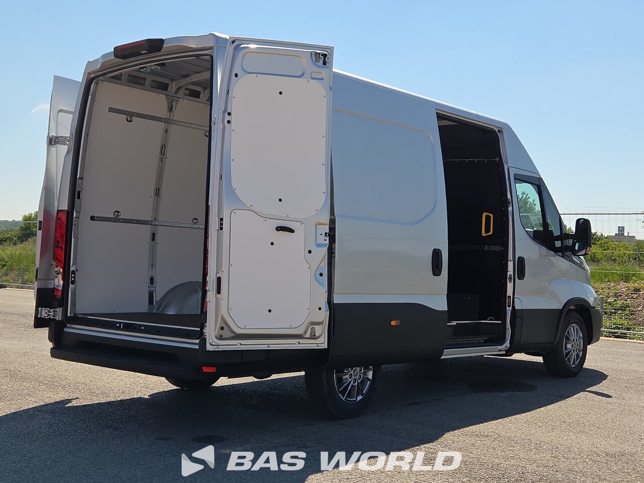 Other : Iveco Daily 35S21 закрыто