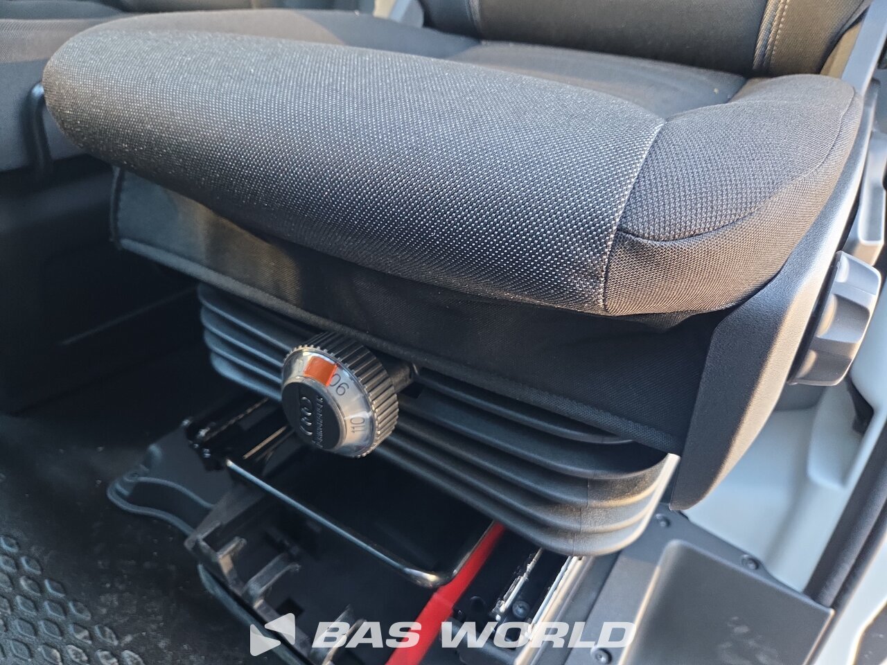Other : Iveco Daily 35S21 закрыто