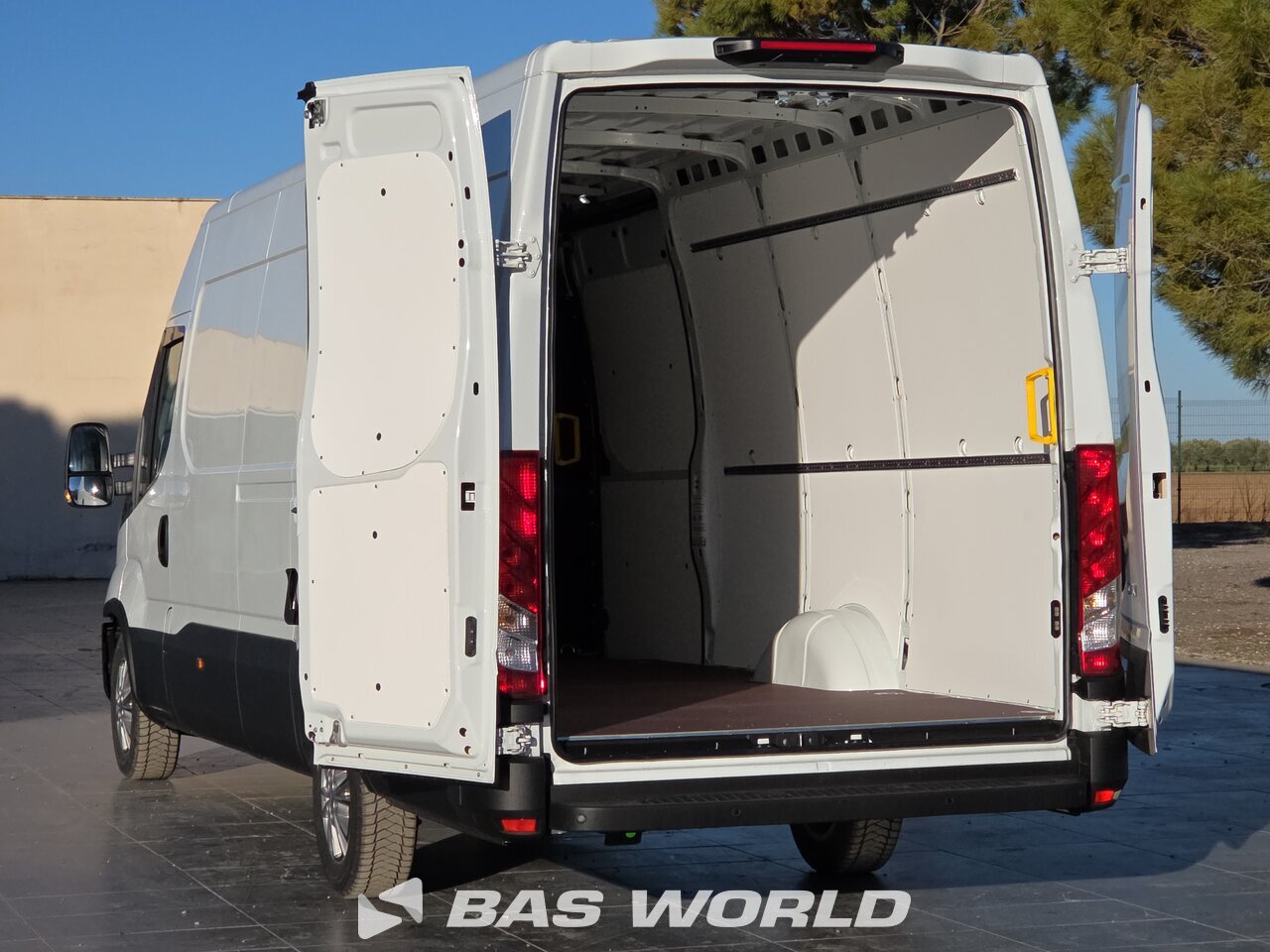 Other : Iveco Daily 35S21 закрыто