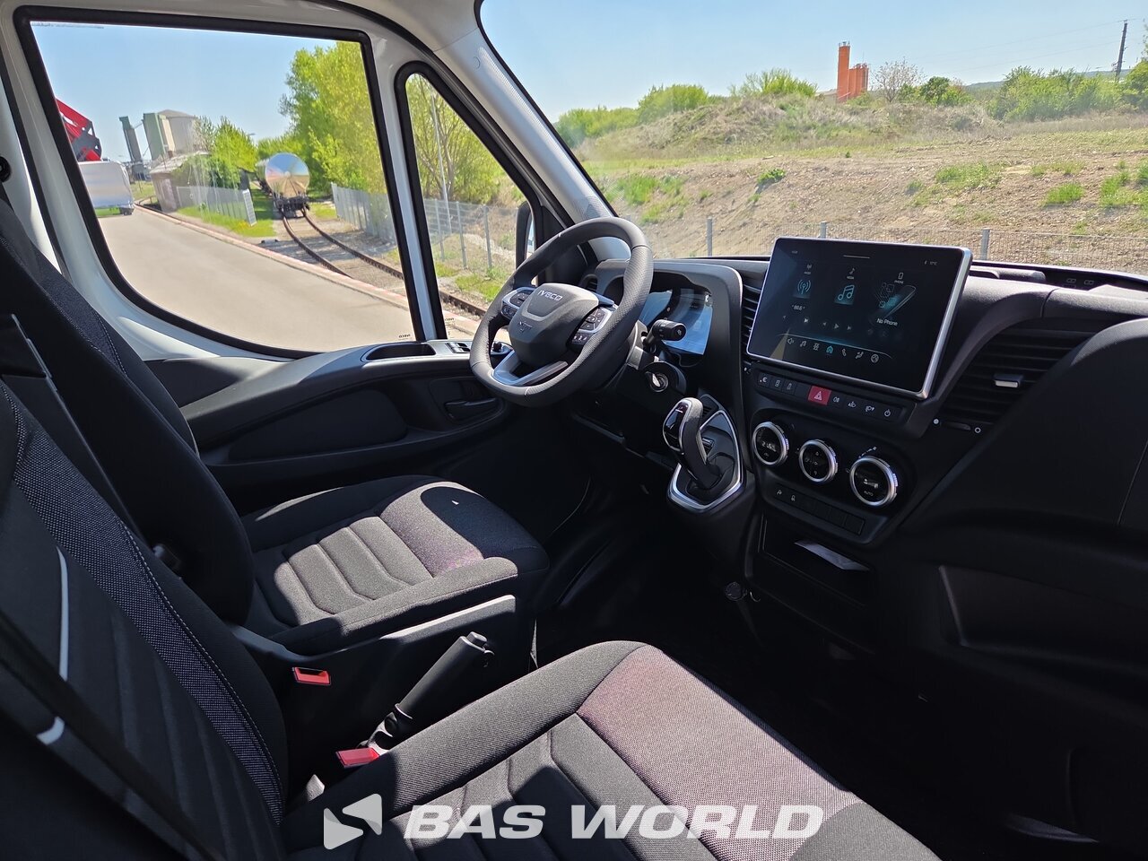 Other : Iveco Daily 35S21 Затворен ван