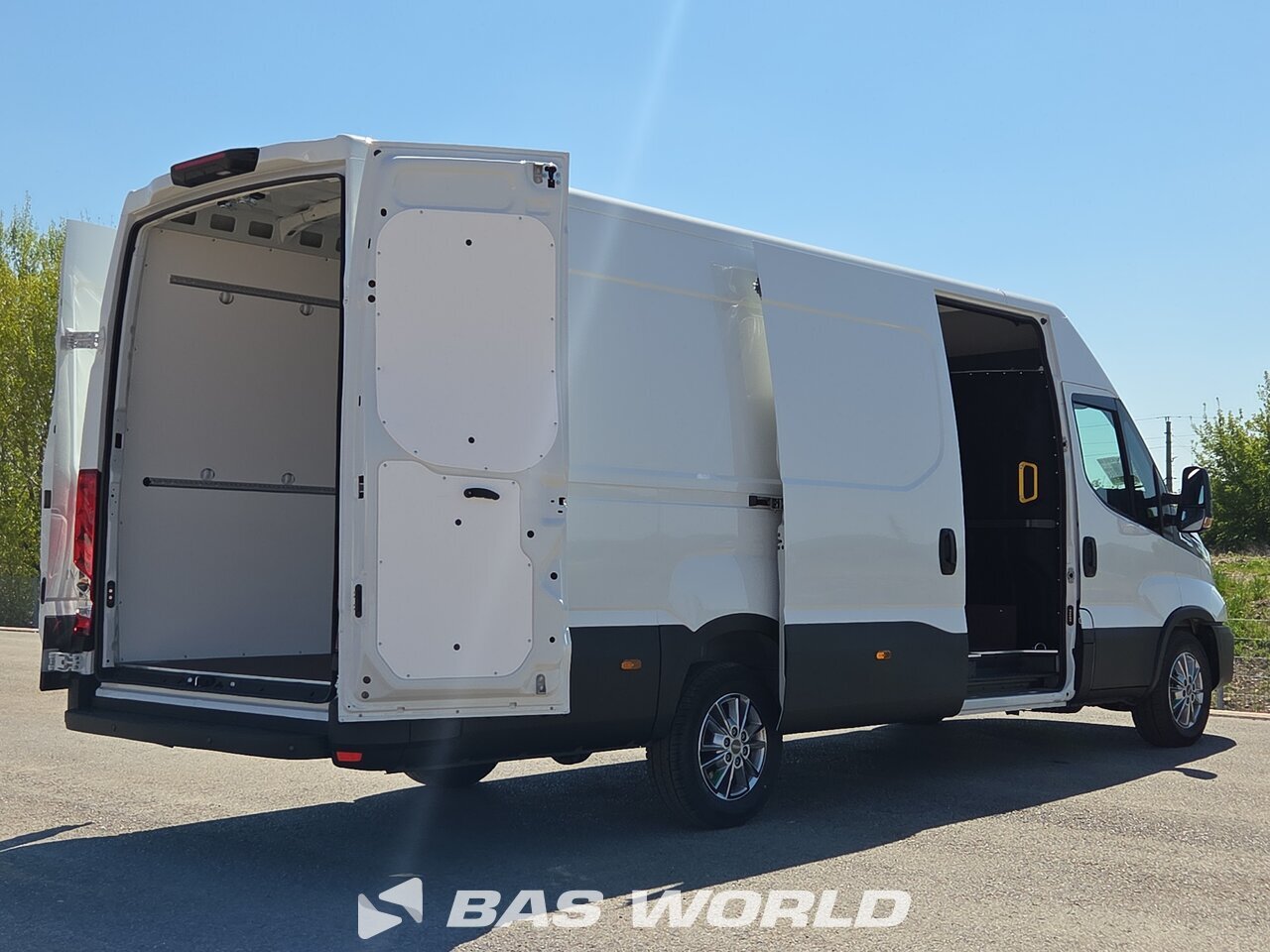 Other : Iveco Daily 35S21 Затворен ван