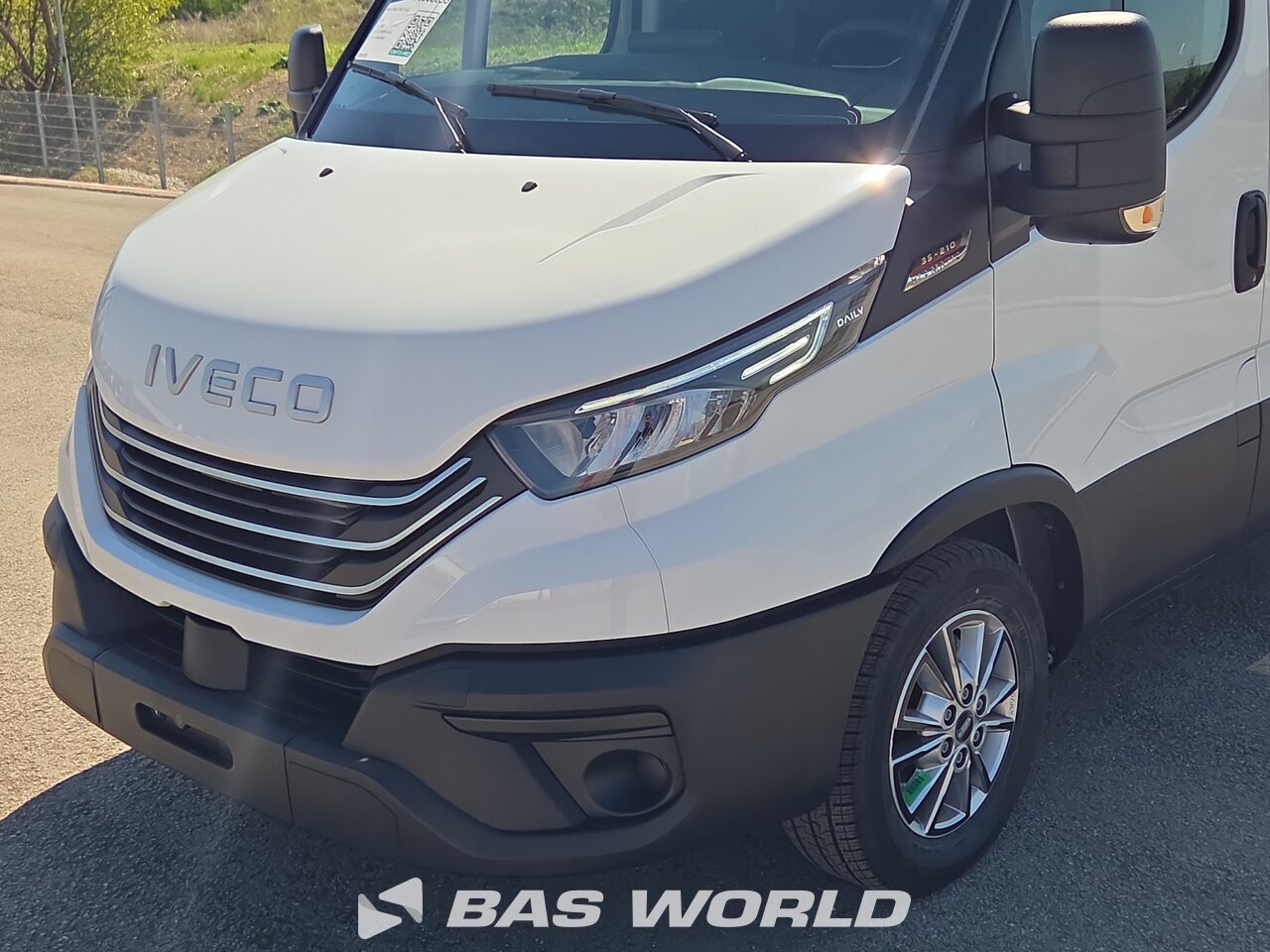 Other : Iveco Daily 35S21 Затворен ван