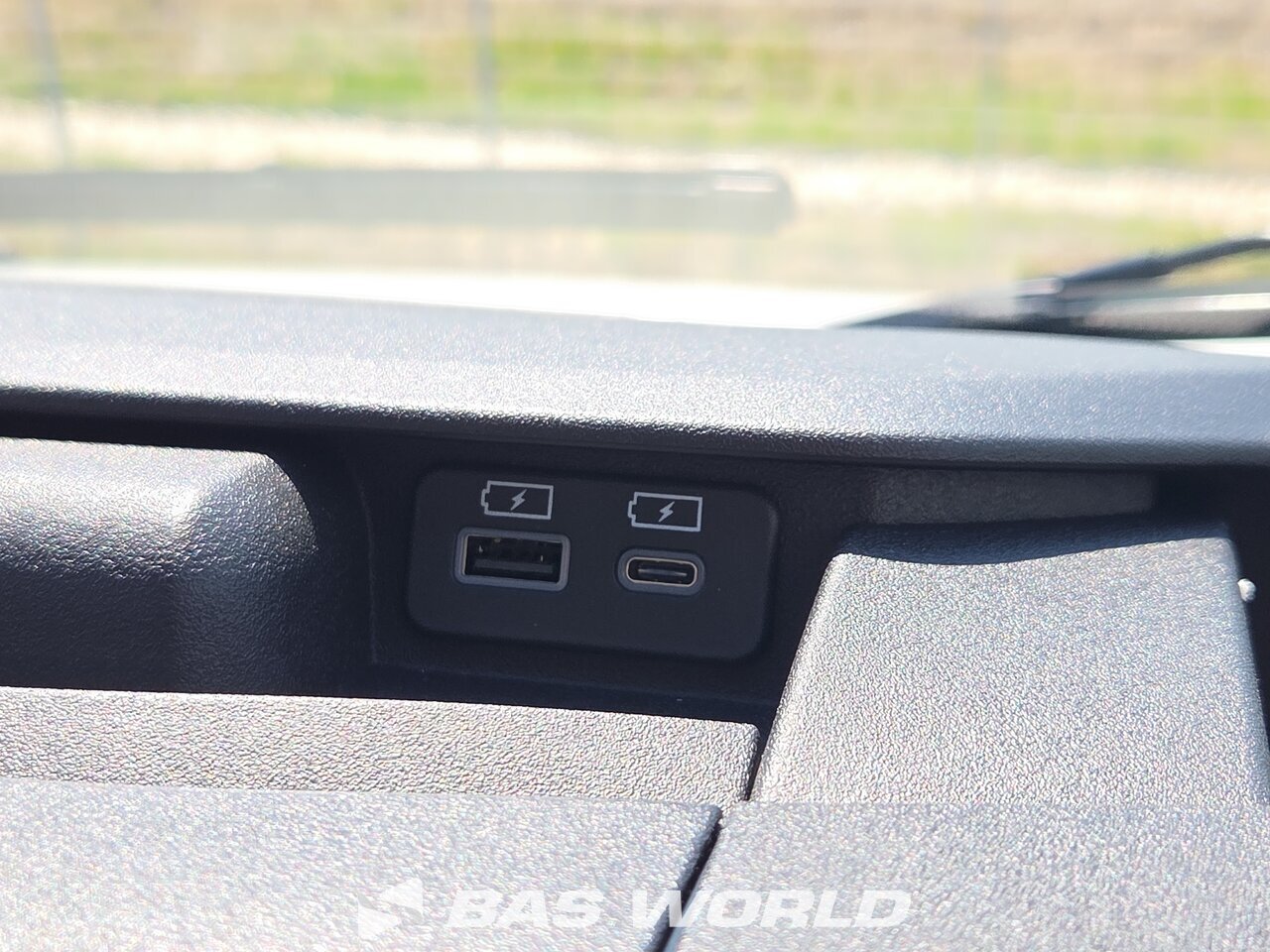 Other : Iveco Daily 35S21 Затворен ван