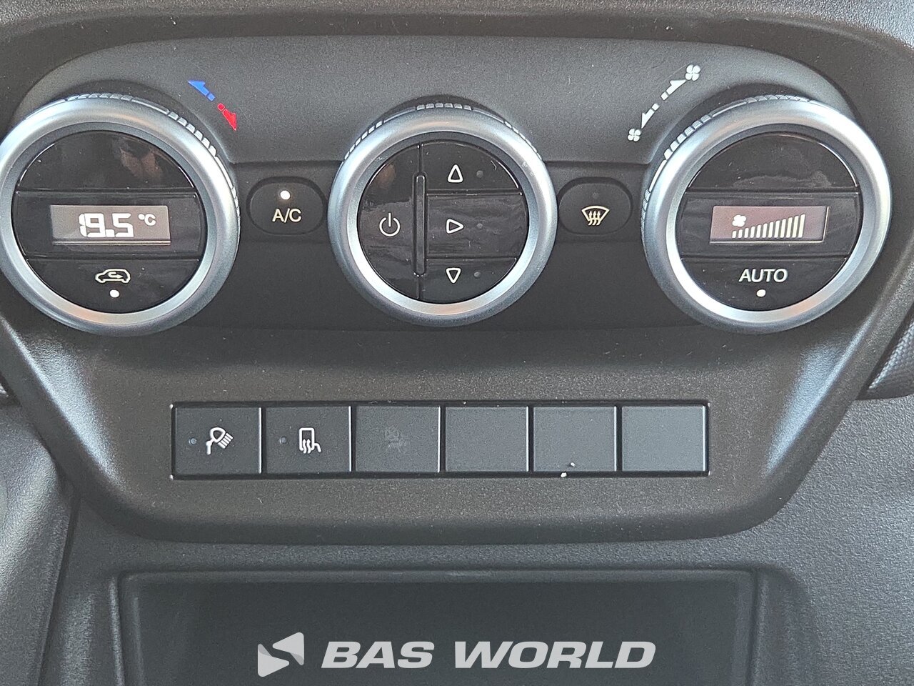 Other : Iveco Daily 35S21 Minibussar skåpbilar