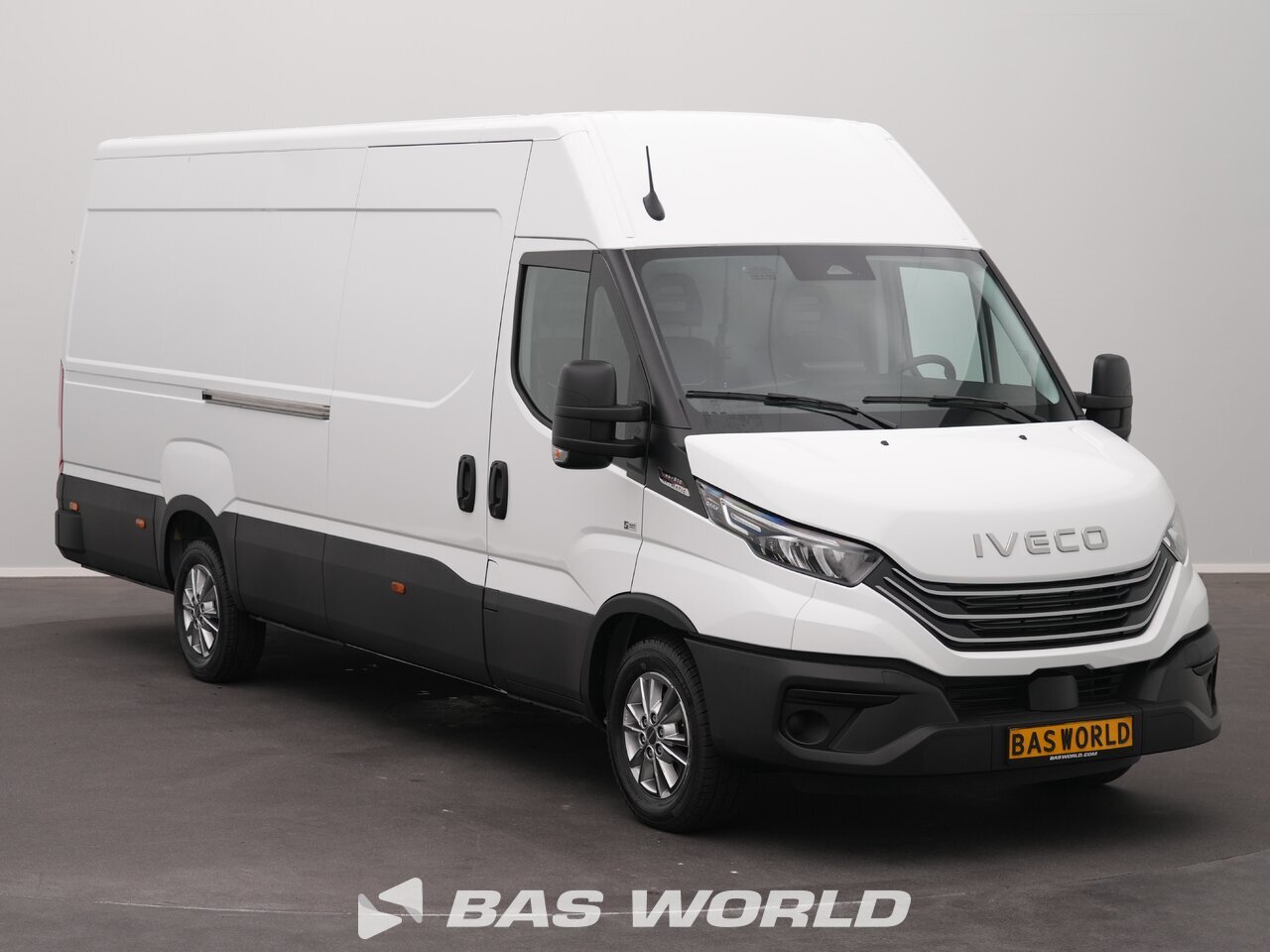 Other : Iveco Daily 35S21 Затворен ван