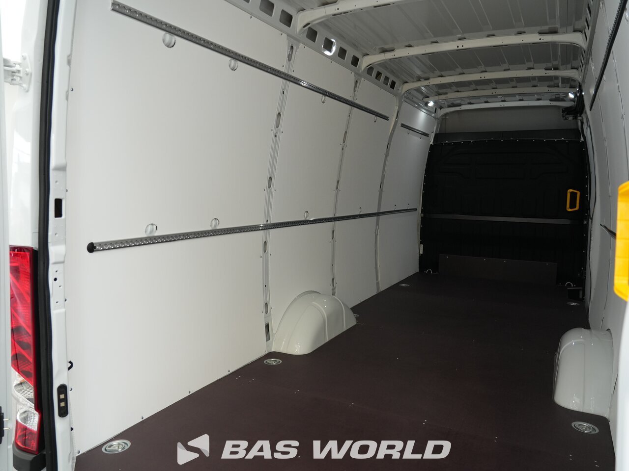 Other : Iveco Daily 35S21 Furgoneta cerrada