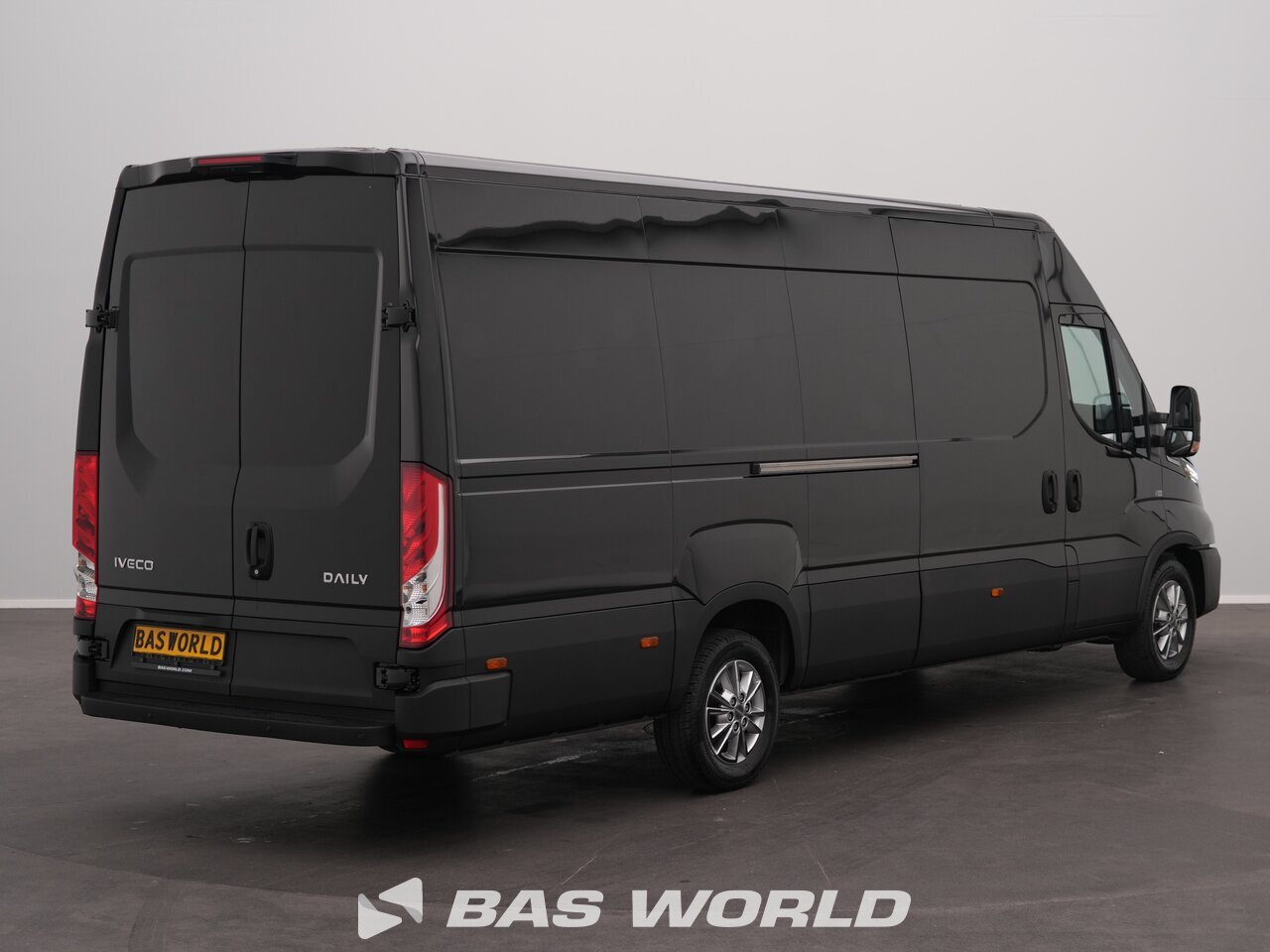 Other : Iveco Daily 35S21 Furgonetka