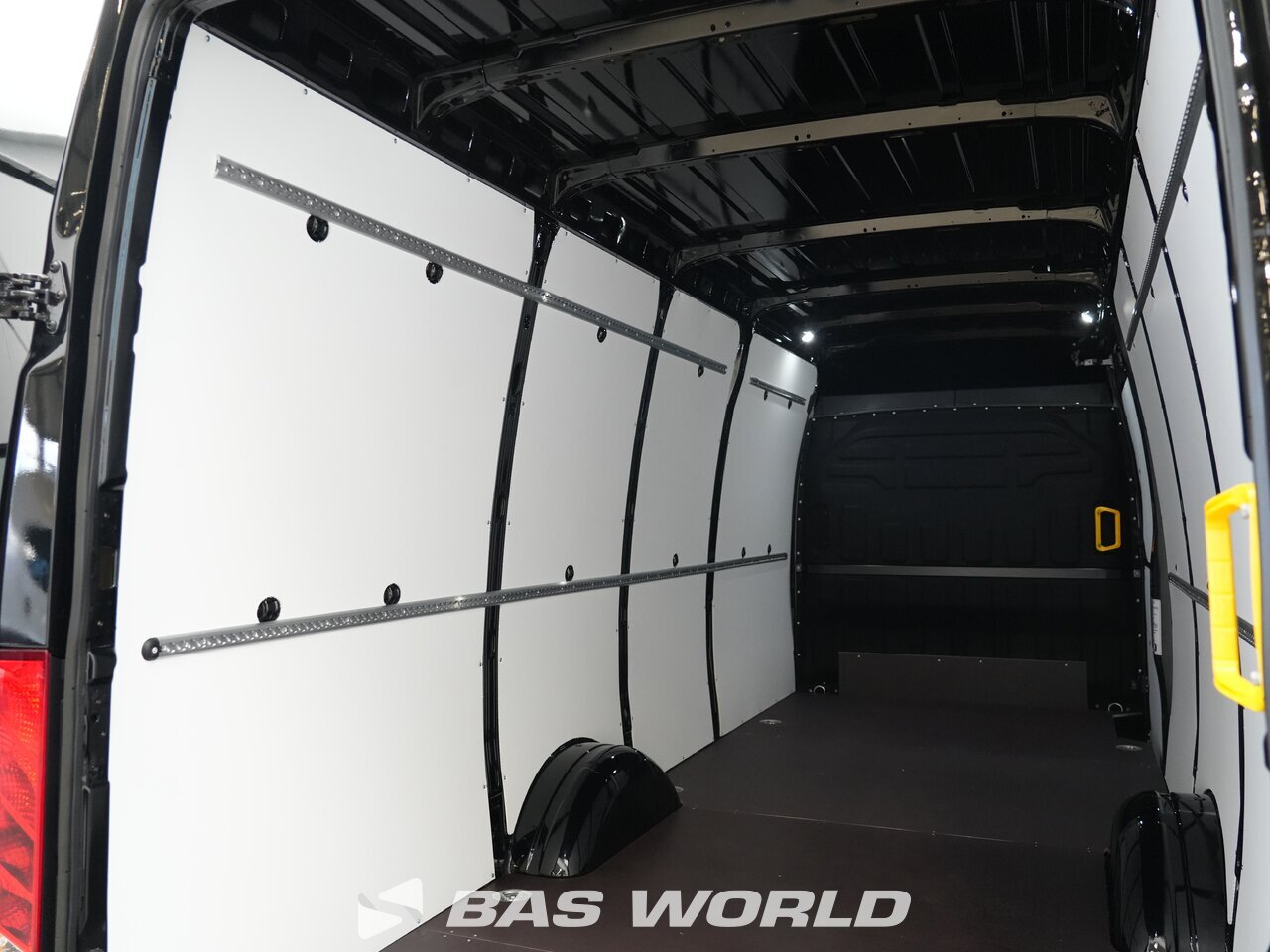 Other : Iveco Daily 35S21 Furgonetka