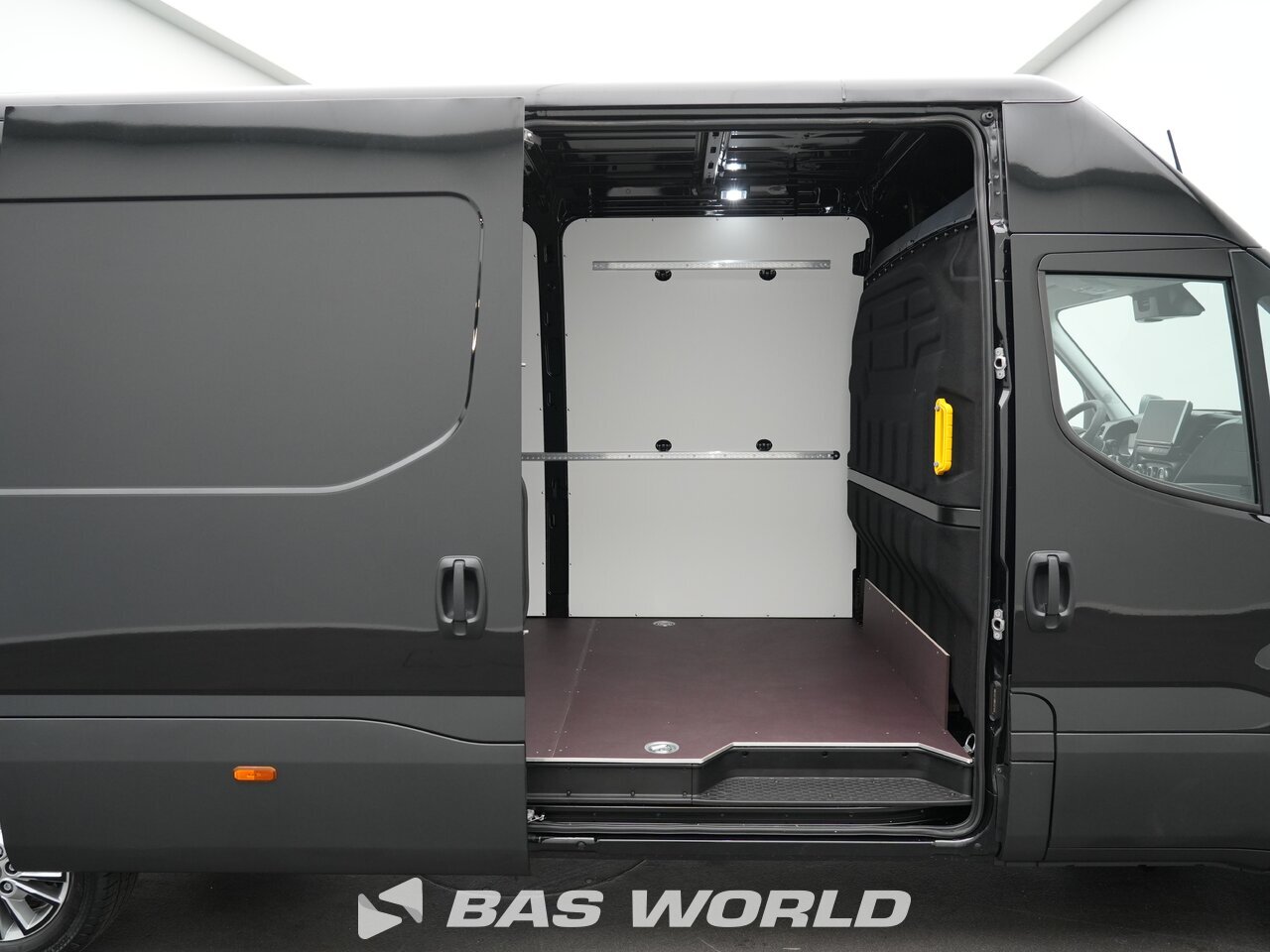 Other : Iveco Daily 35S21 Furgonetka