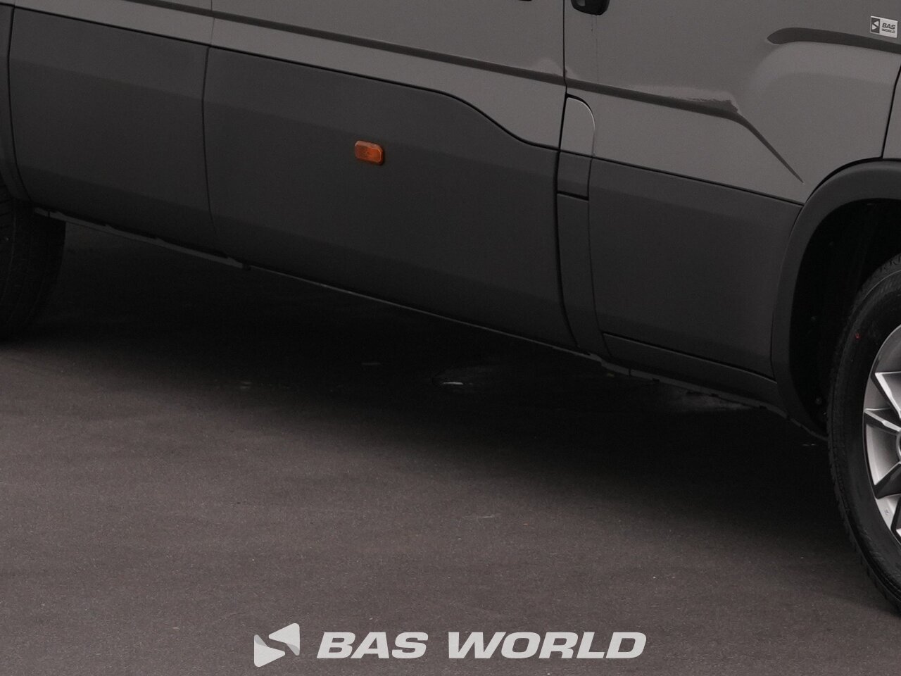 Other : Iveco Daily 35S21 Затворен ван