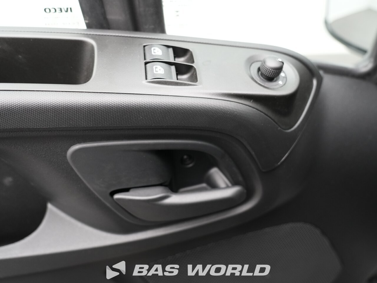 Other : Iveco Daily 35S21 Затворен ван