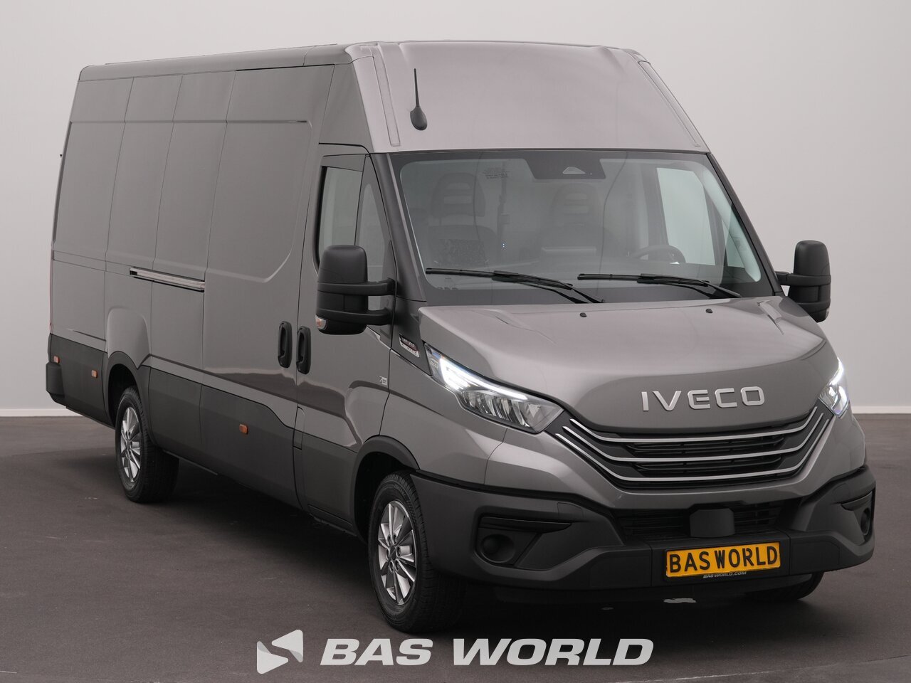 Other : Iveco Daily 35S21 Затворен ван