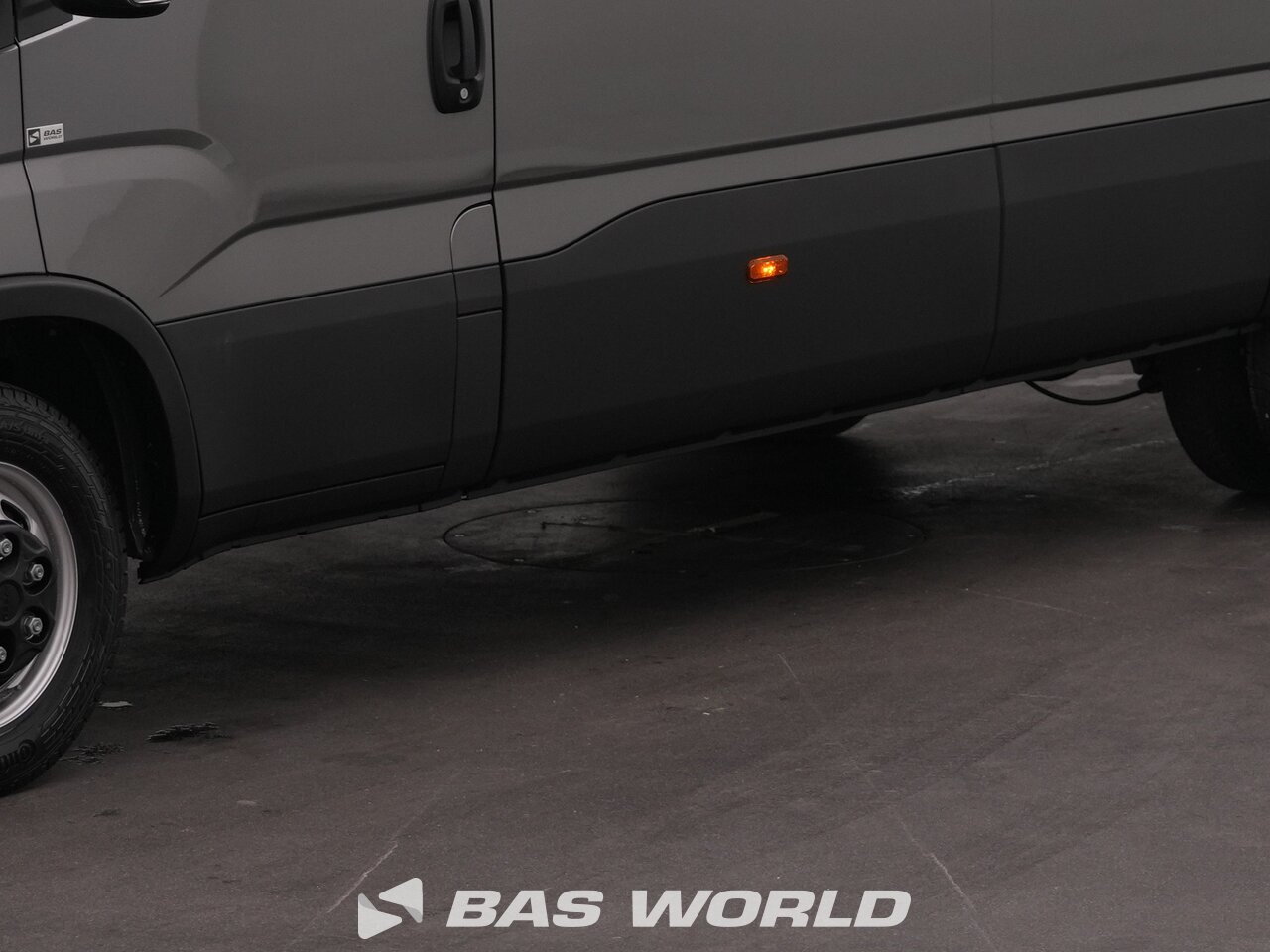 Other : Iveco Daily 35C21 Затворен ван