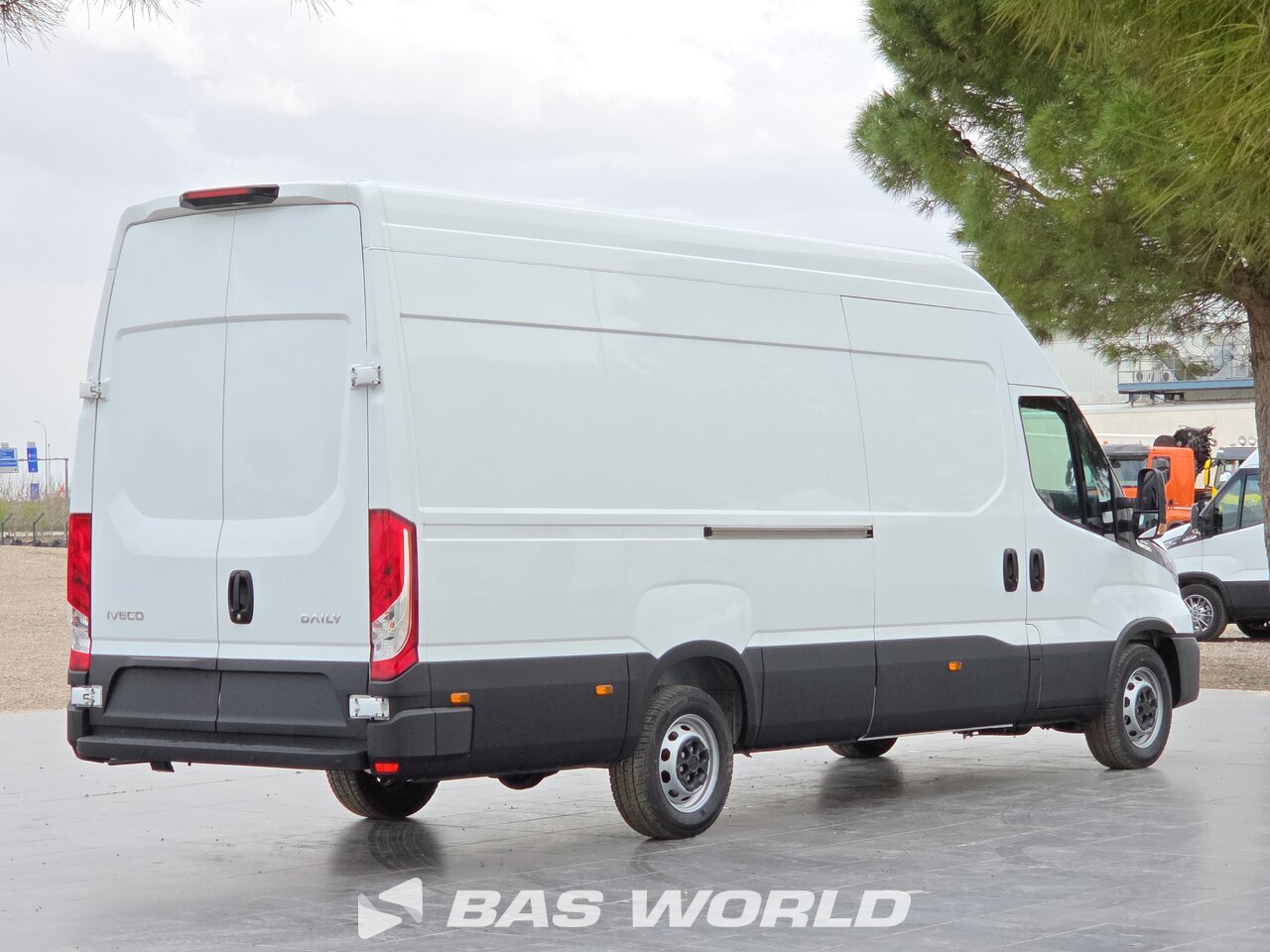 Other : Iveco Daily 35S18 Furgonetka