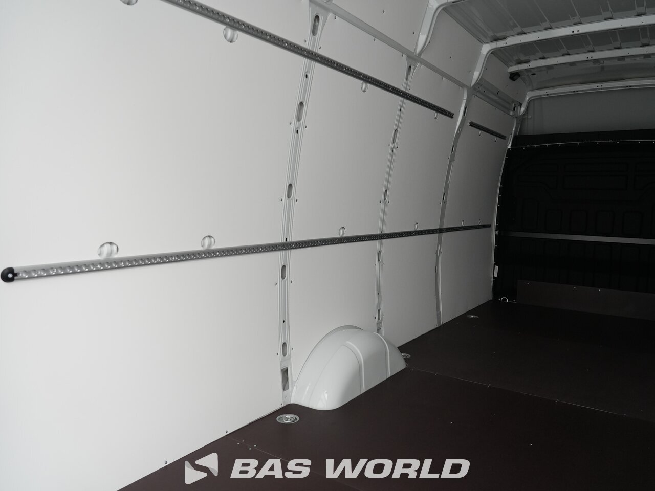 Other : Iveco Daily 35S18 Kastenwagen