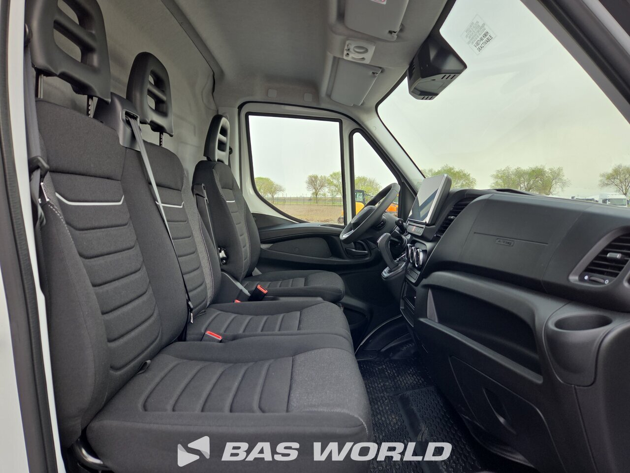 Other : Iveco Daily 35S21 شاحنة خفيفة بصندوق مغلق