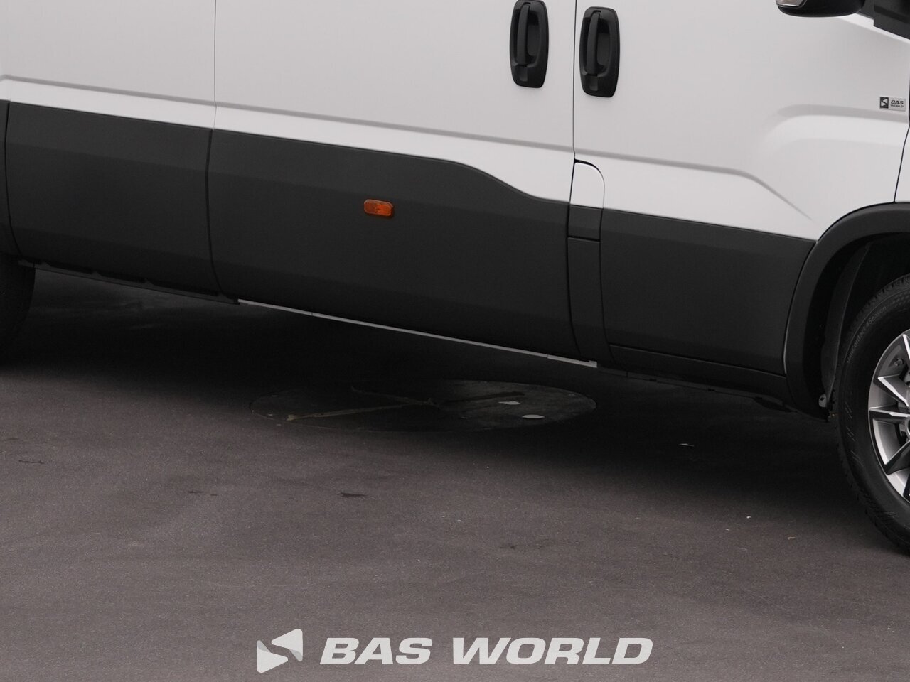 Other : Iveco Daily 35S21 Furgonetka