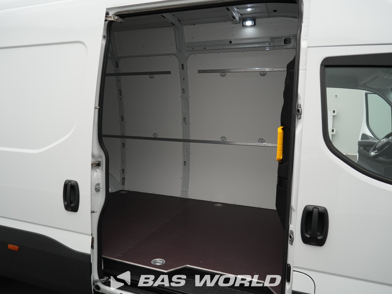 Other : Iveco Daily 35S21 Furgonetka
