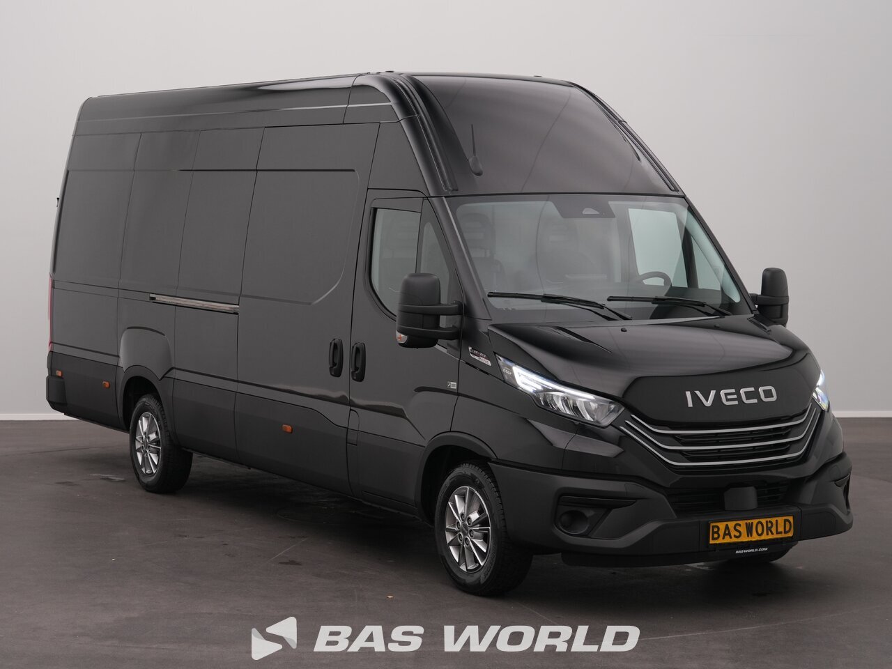 Other : Iveco Daily 35S21 Затворен ван