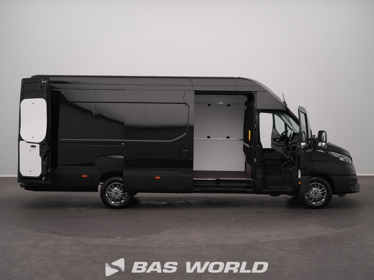 Other : Iveco Daily 35S21 Затворен ван