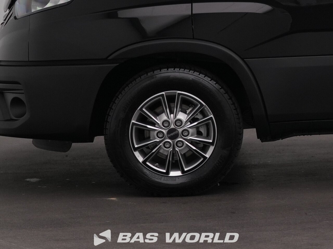 Other : Iveco Daily 35S21 Затворен ван