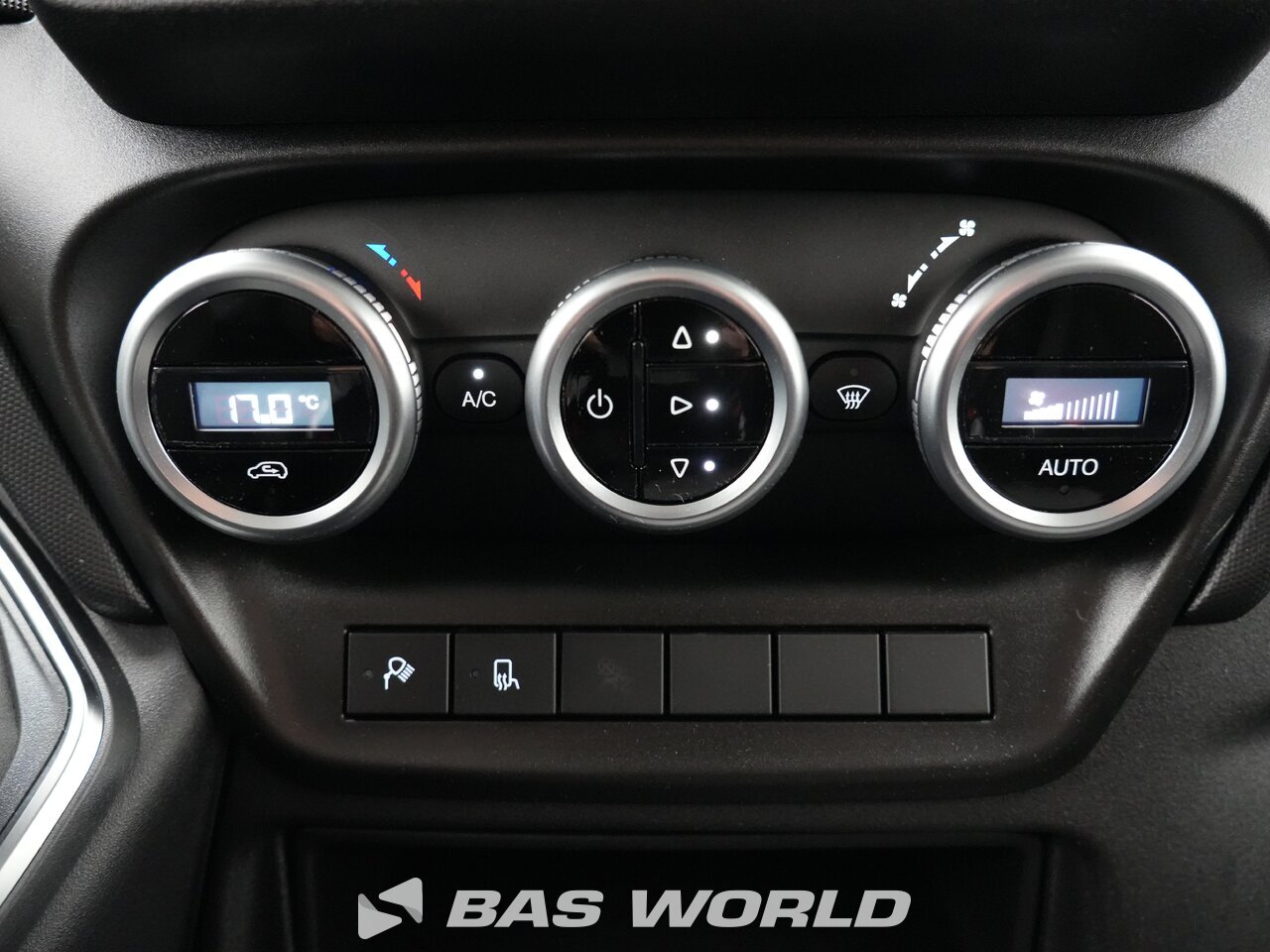 Other : Iveco Daily 35S21 Затворен ван