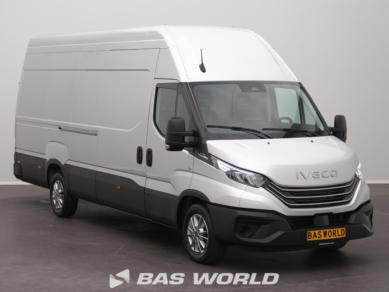 Other : Iveco Daily 35S21 Furgonetka