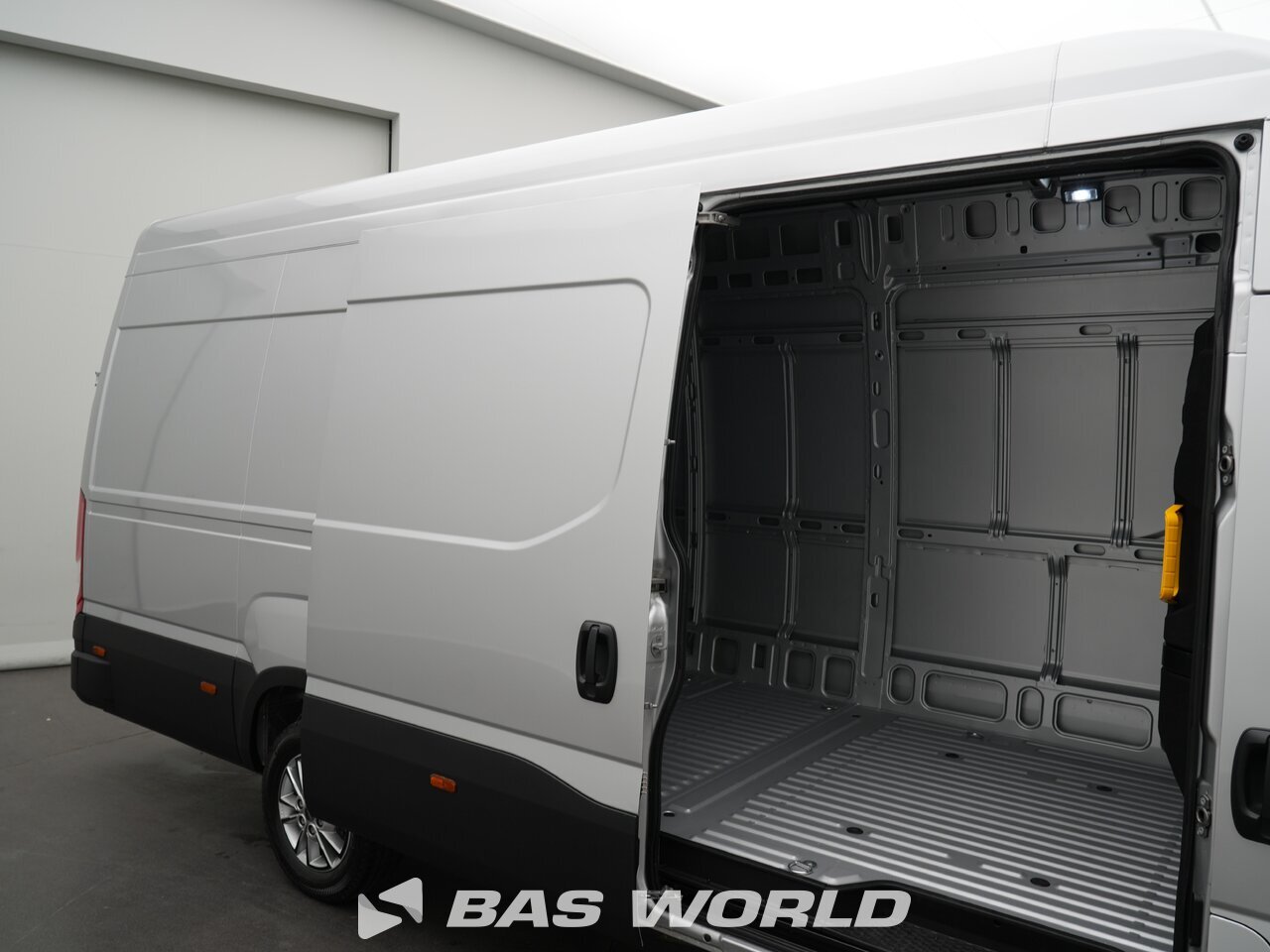 Other : Iveco Daily 35S21 Furgonetka