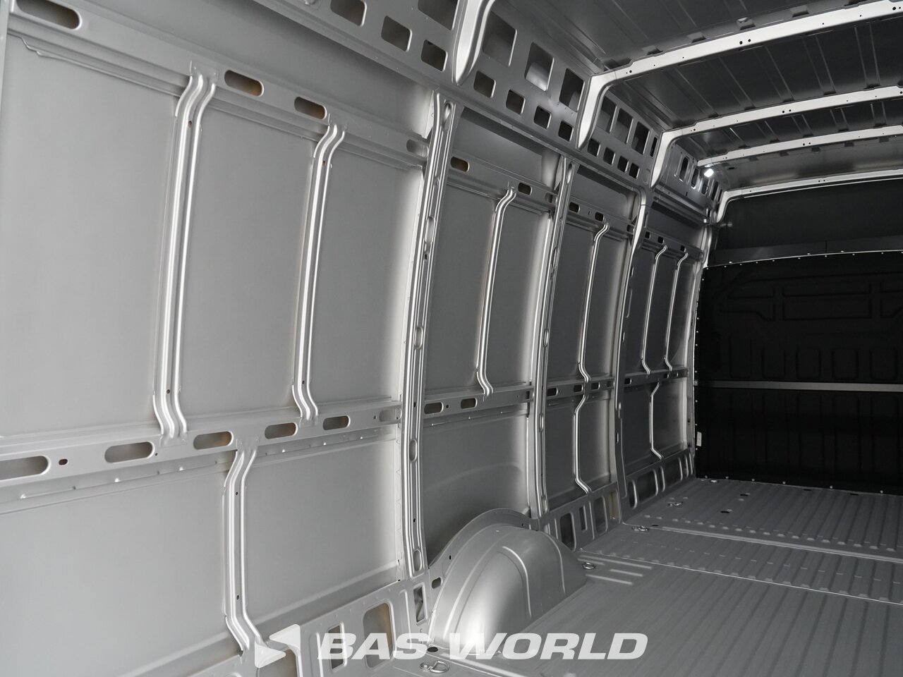 Other : Iveco Daily 35S21 Furgonetka