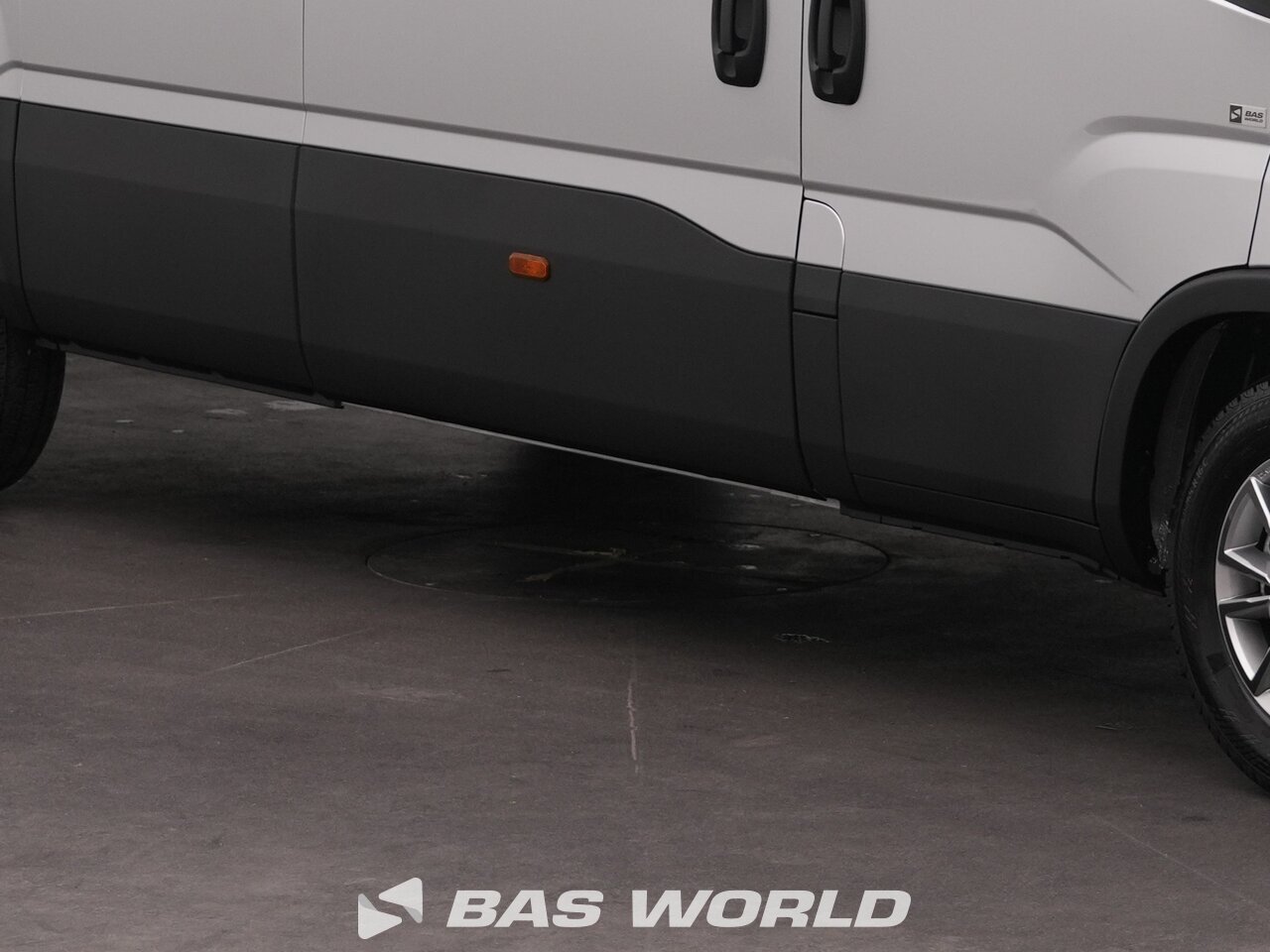 Other : Iveco Daily 35S21 Furgonetka