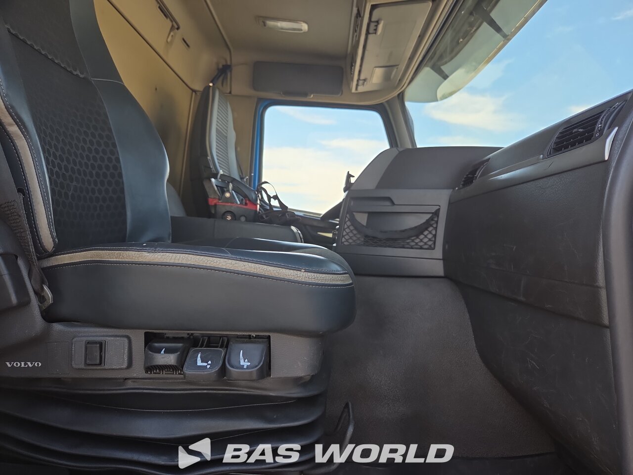 Other : Volvo FMX 330 Carrinha caixa aberta