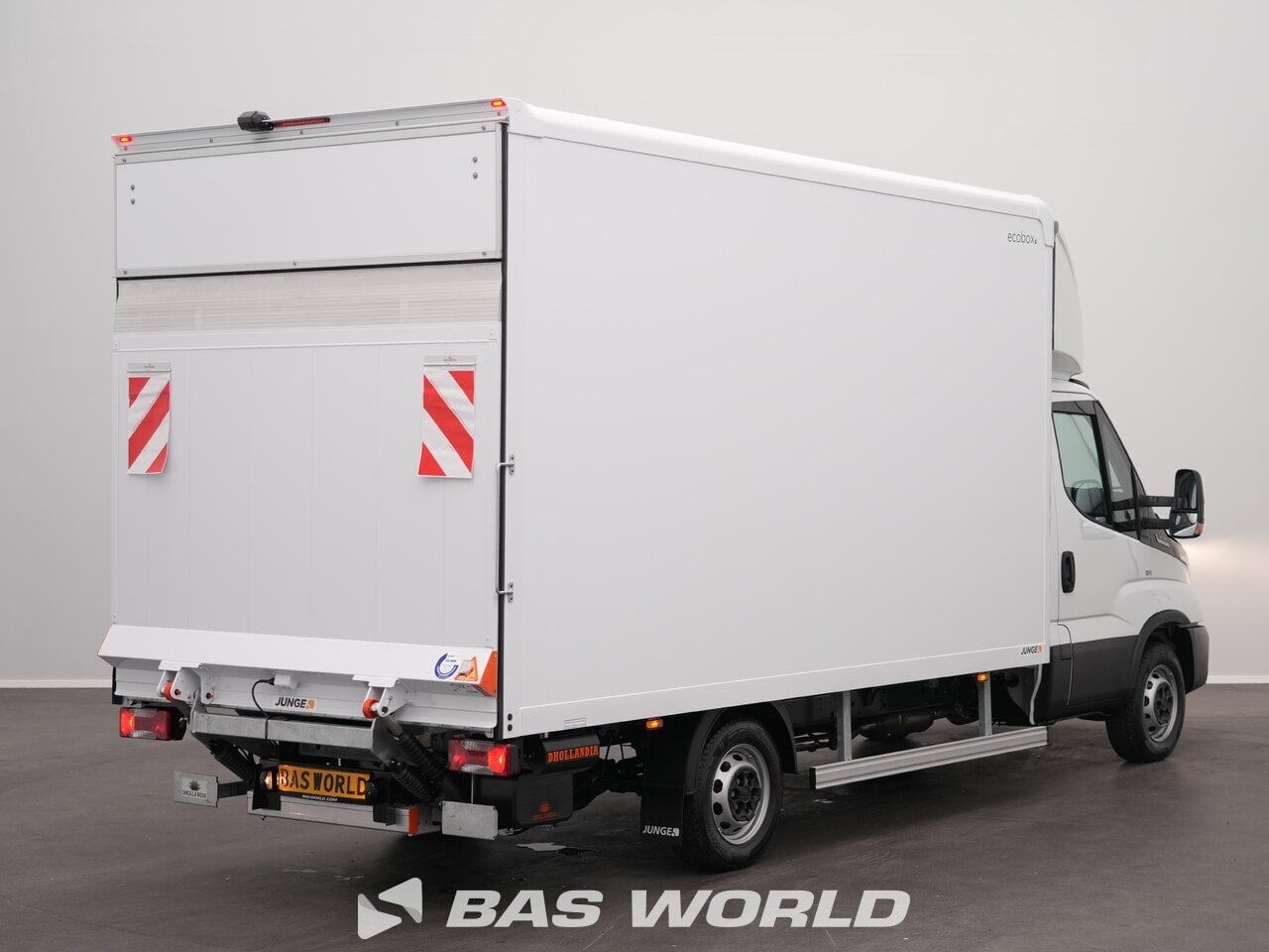 Other : Iveco Daily 35S18 Stängda lastbilskarosser