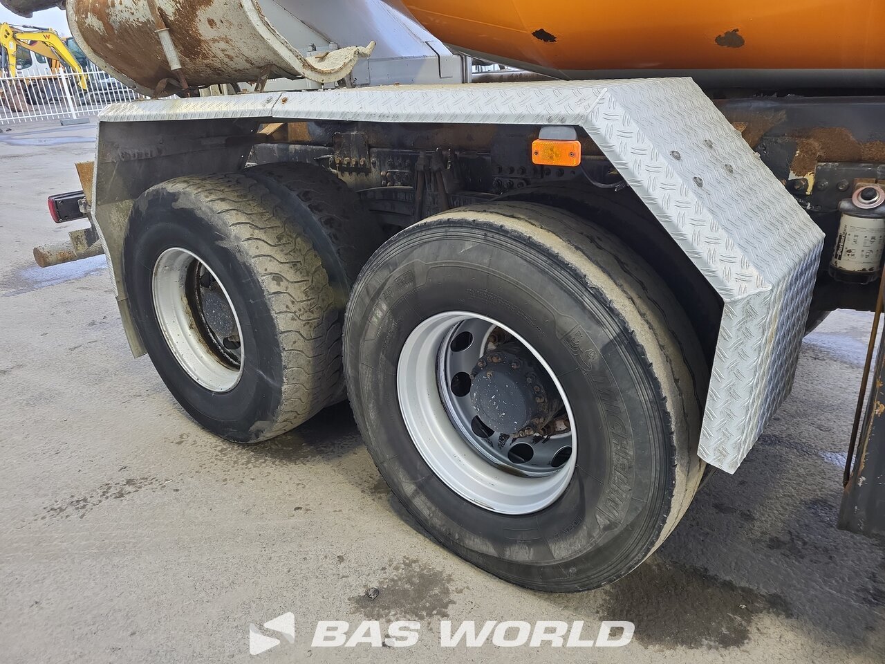Other : Renault Kerax 370 Бетоновоз камион
