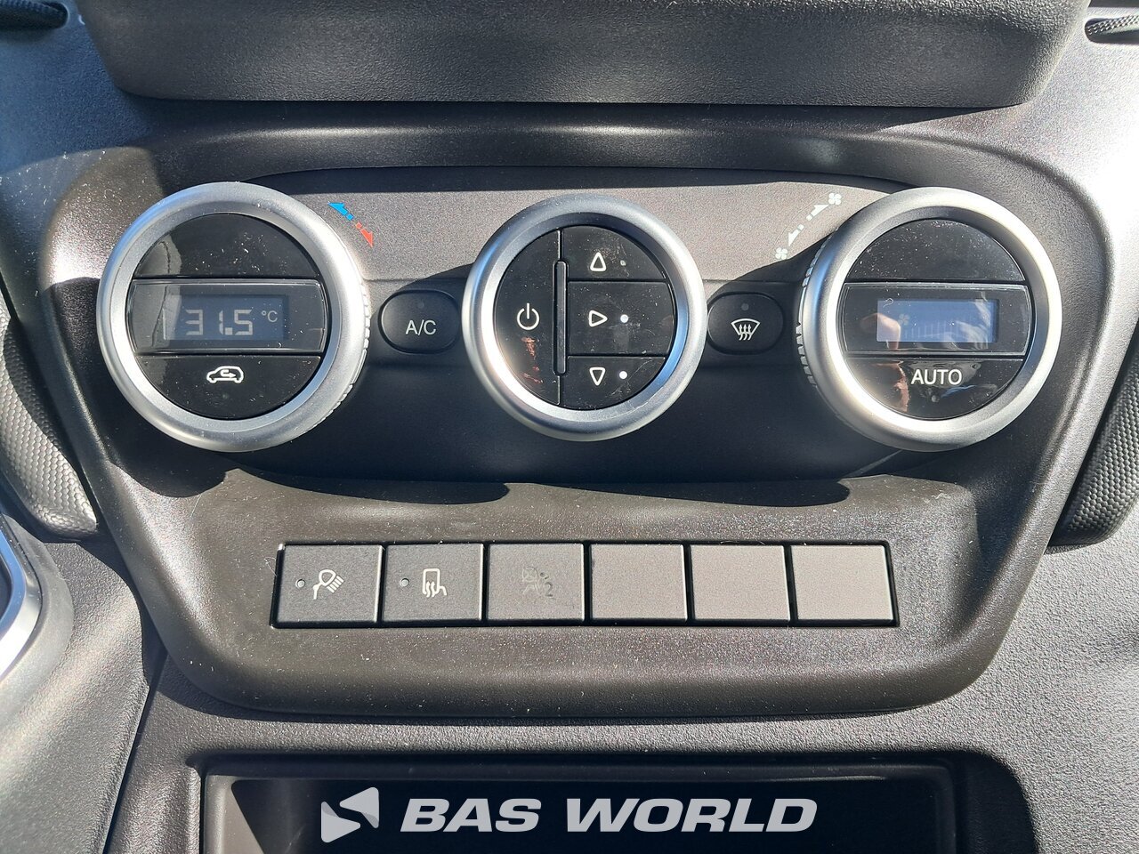 Other : Iveco Daily 35S21 Minibussar skåpbilar