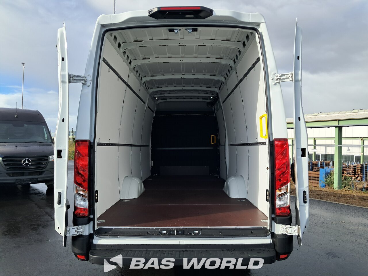 Other : Iveco Daily 35S21 Furgonetka