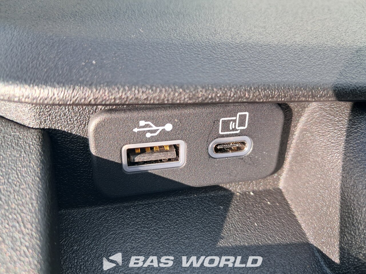 Other : Iveco Daily 35S21 Furgonetka