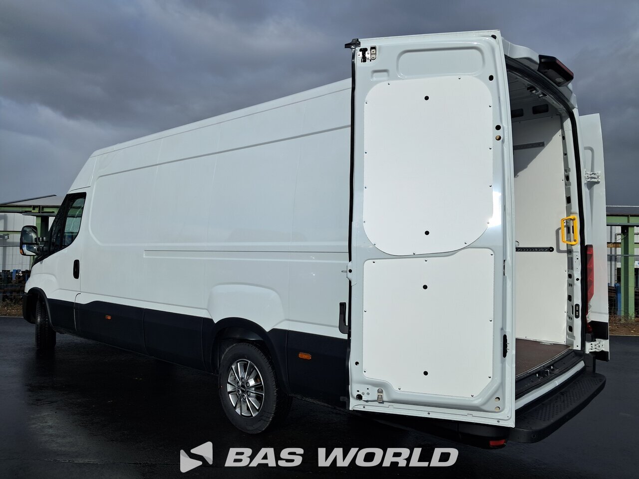 Other : Iveco Daily 35S21 Furgonetka