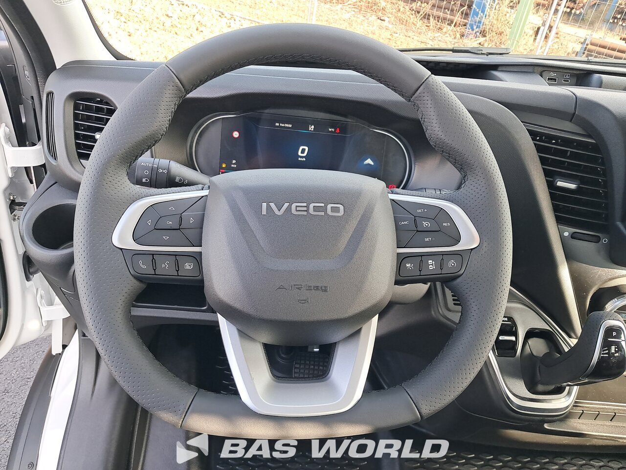 Other : Iveco Daily 35C21 مفتوح