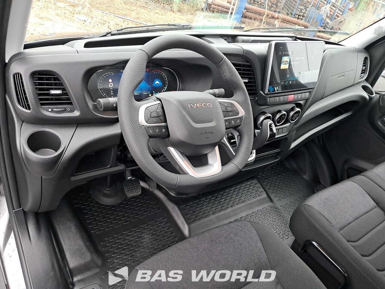 Other : Iveco Daily 35C21 Отворен