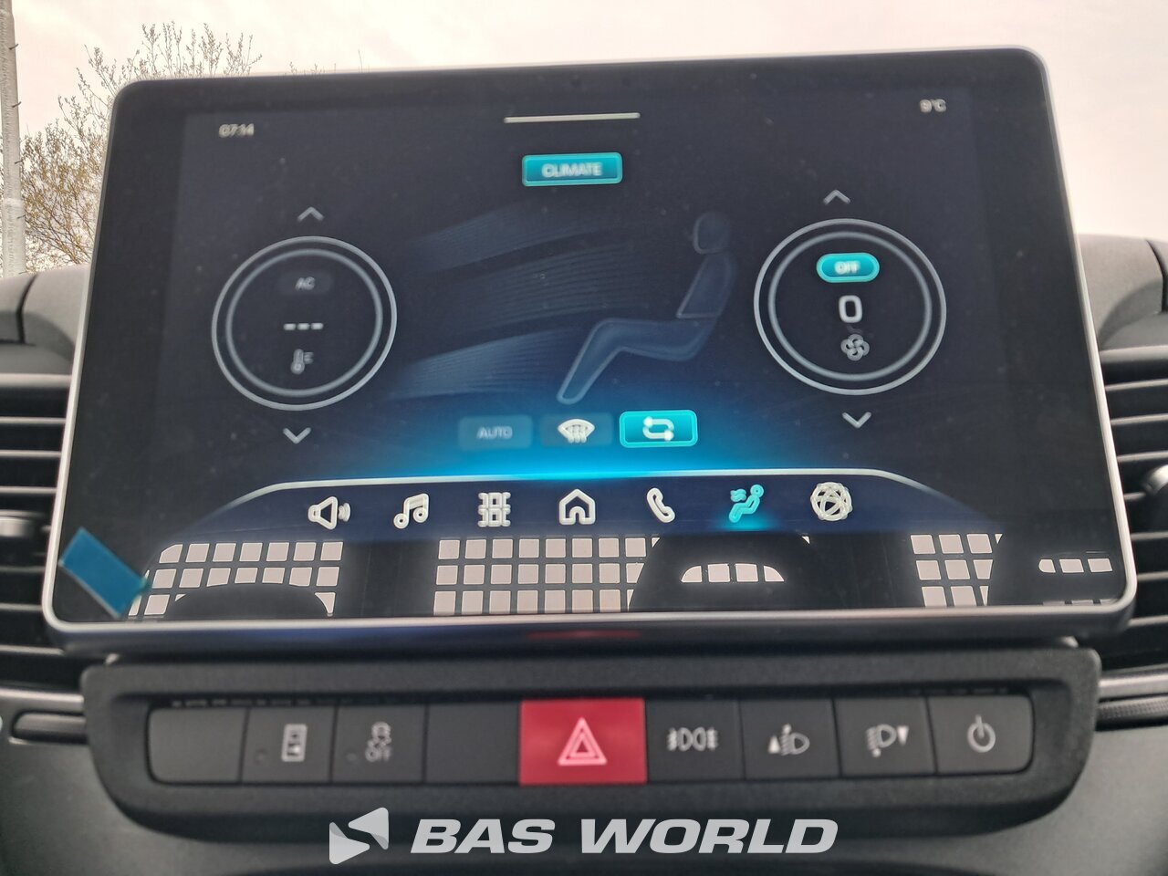 Other : Iveco Daily 35C21 Отворен