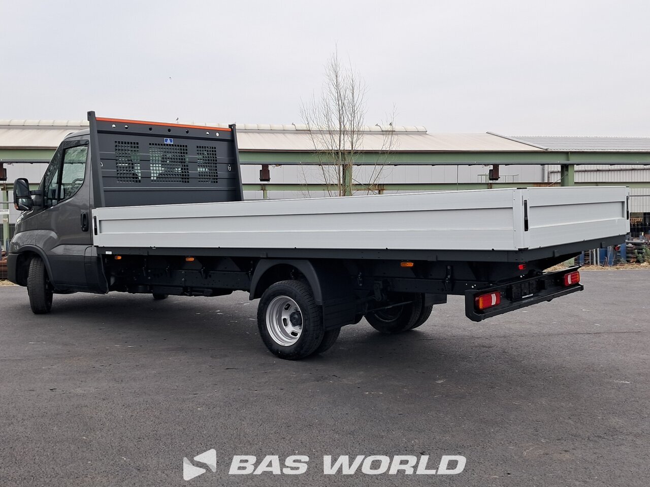 Other : Iveco Daily 35C21 Отворен