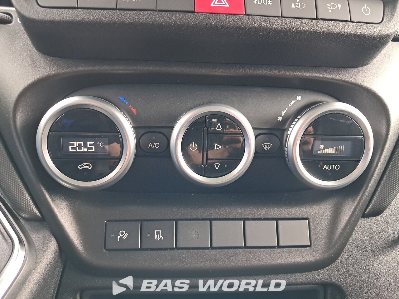 Other : Iveco Daily 35C21 Closed box van