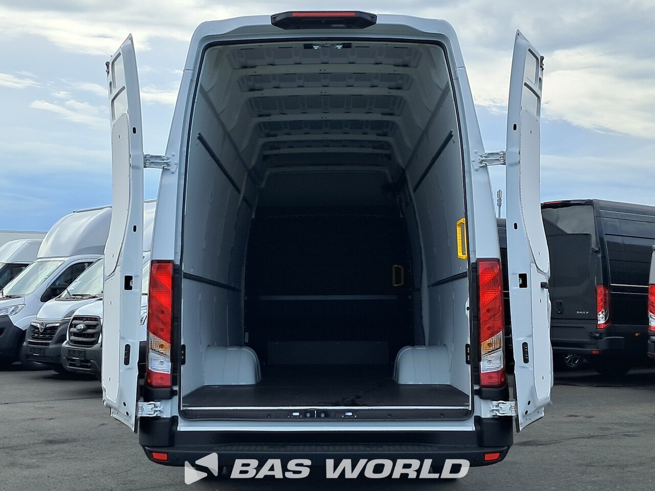 Other : Iveco Daily 35C21 Closed box van