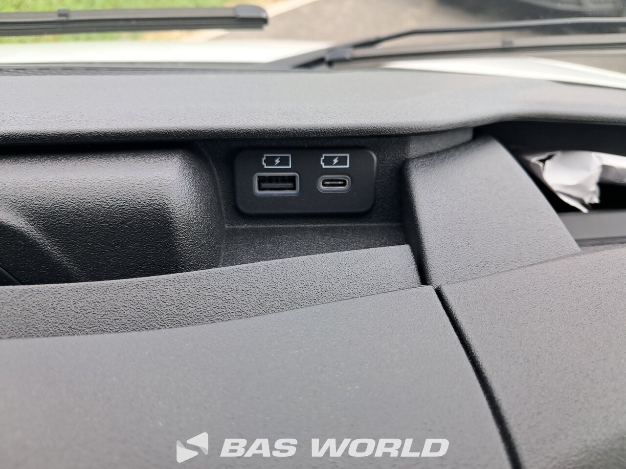 Other : Iveco Daily 35C21 Closed box van
