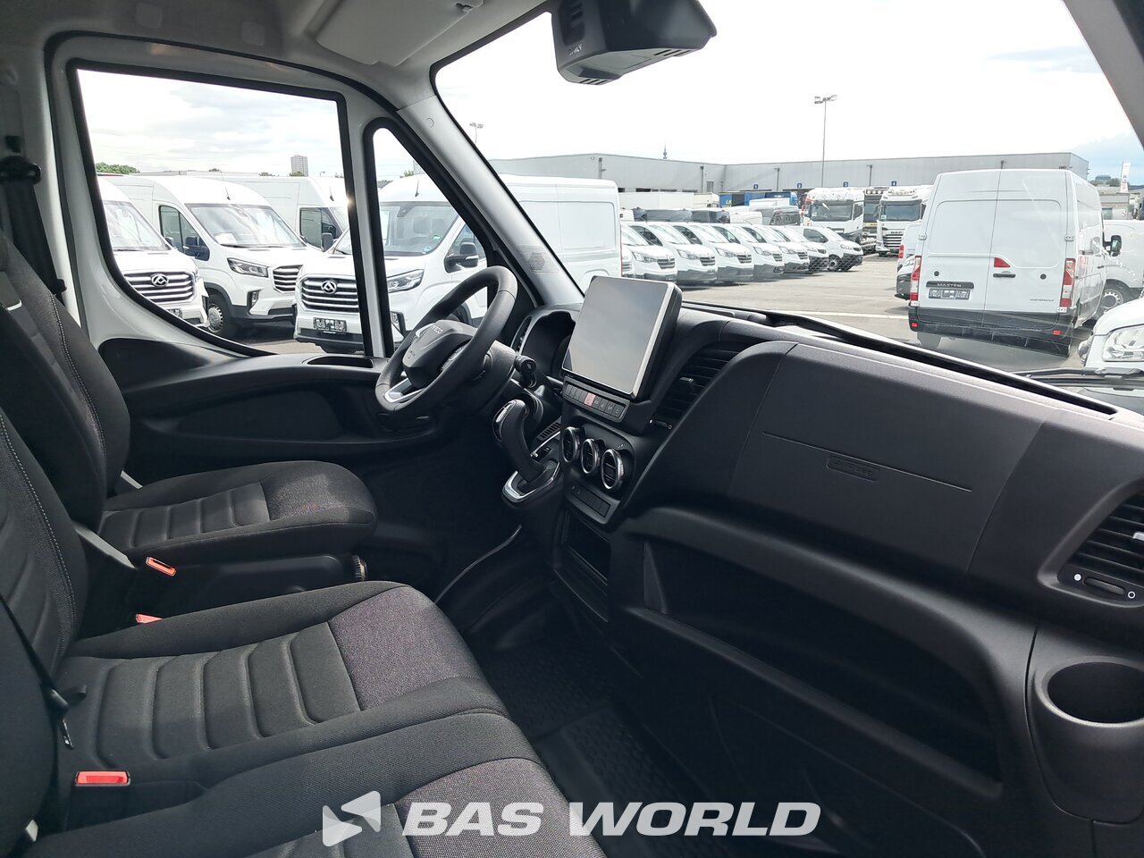 Other : Iveco Daily 35C21 Closed box van
