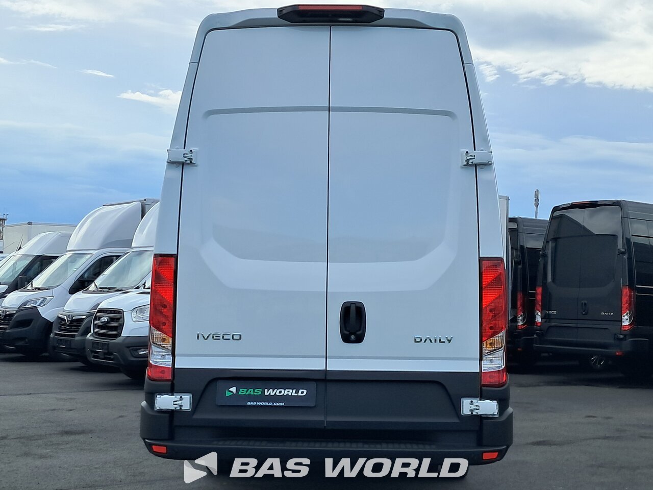 Other : Iveco Daily 35C21 Closed box van